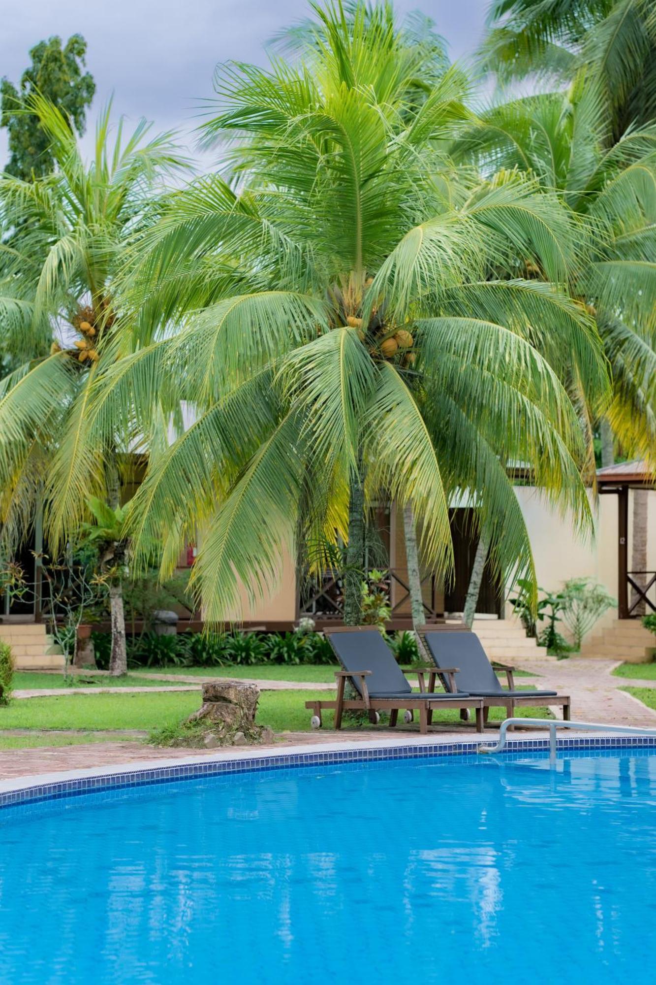Langkah Syabas Beach Resort Kinarut Exterior foto