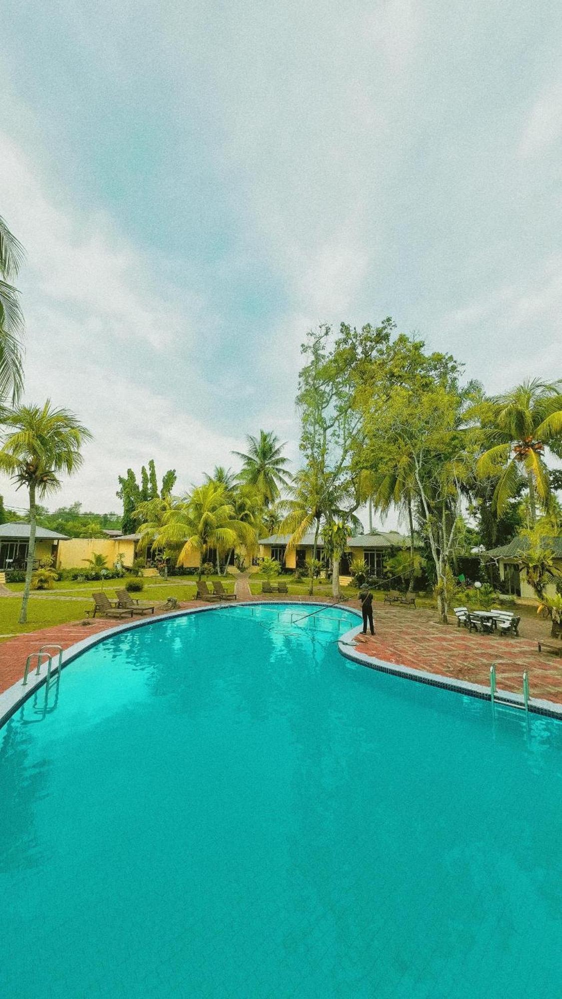 Langkah Syabas Beach Resort Kinarut Exterior foto
