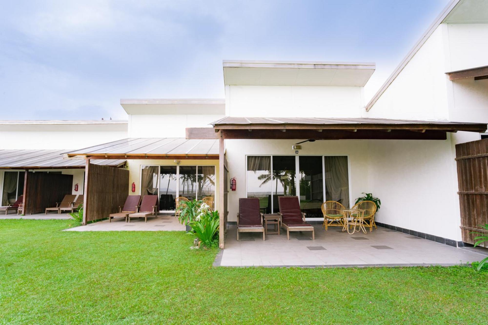 Langkah Syabas Beach Resort Kinarut Exterior foto